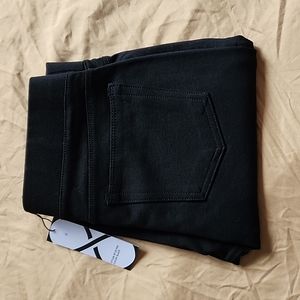 NWT Black Pull-On Jeggings Size Small Pull-on Jeans Stoosh